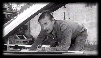 Matti in Tatjana - Take Care of your Scarf